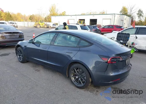 2023 Tesla Model 3 Rear-Wheel Drive z USA, uszkodzony, nr VIN 5YJ3E1EA9PF700794